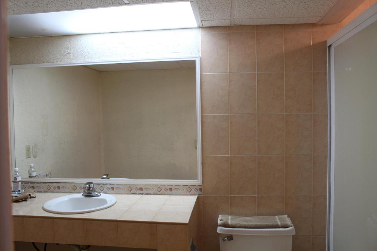 Hotel La Villa Торреон Екстер'єр фото