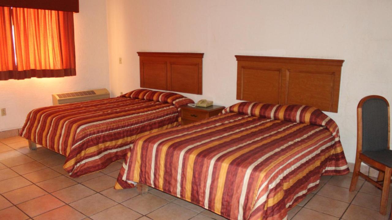 Hotel La Villa Торреон Екстер'єр фото